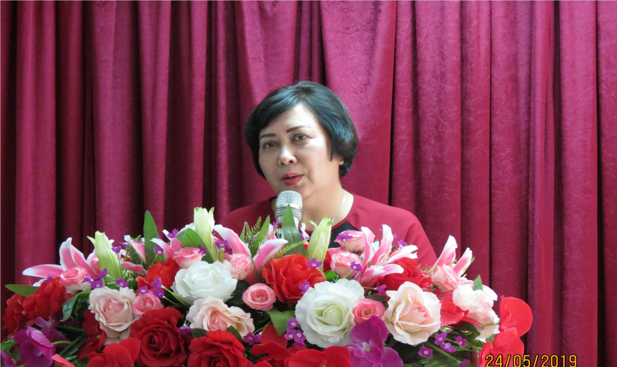 TS Trương Thị Kim Dung Phó Hiệu trưởng trg CBTT phát biểu bế giảng khóa học