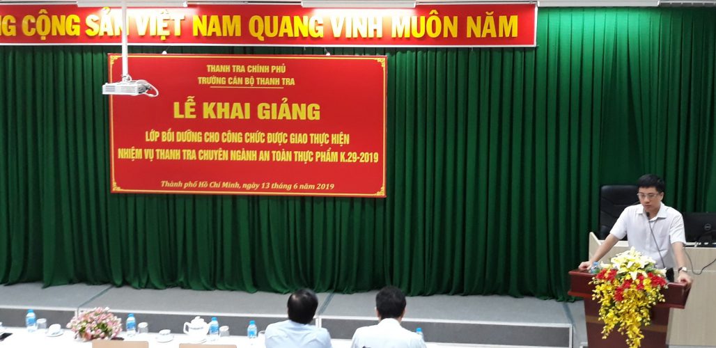TS Trịnh Văn Toàn Phó Hiệu trưởng Trg CBTT phat biểu khai giảng khóa học vdksgjkdg