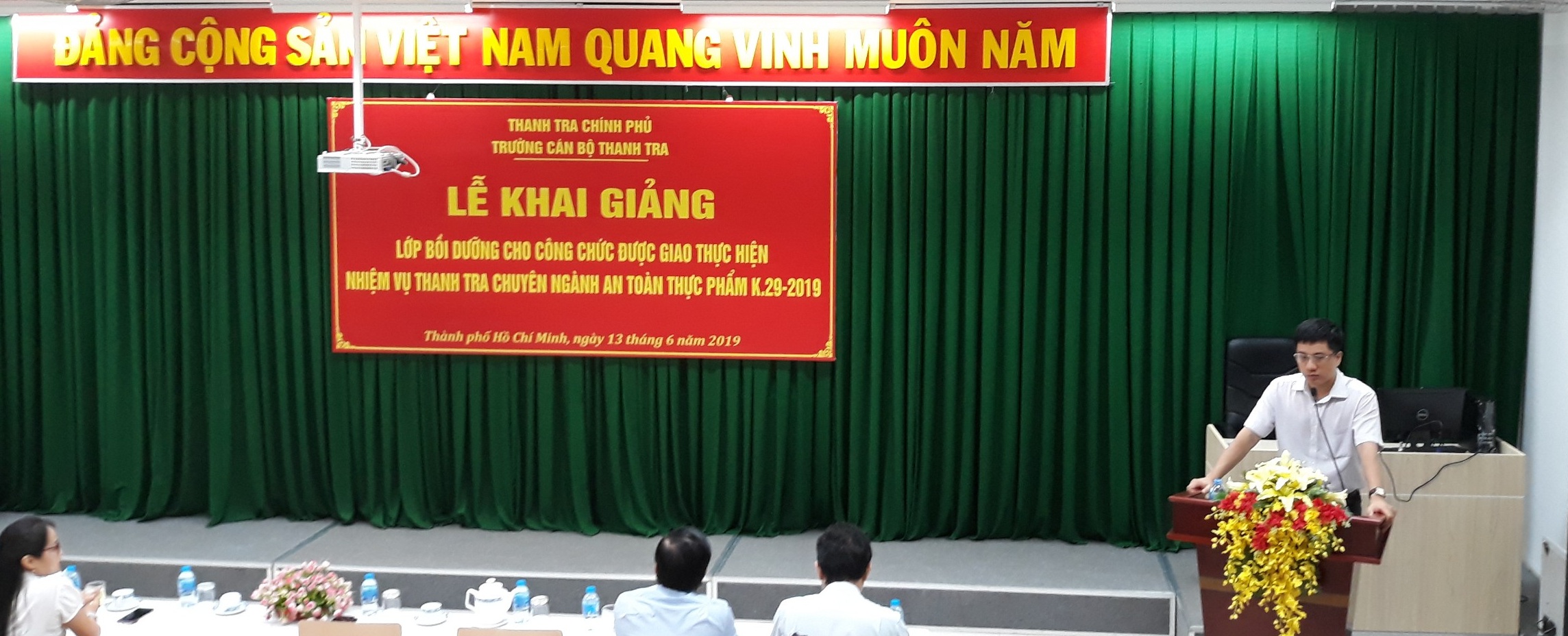 TS Trịnh Văn Toàn Phó Hiệu trưởng Trg CBTT phat biểu khai giảng khóa học vdksgjkdg