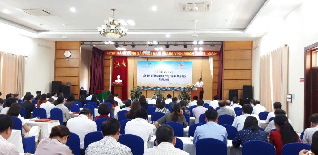 TS Nguyễn Huy Hoàng PHT Trg CBTT phát biểu bế giảng khóa học