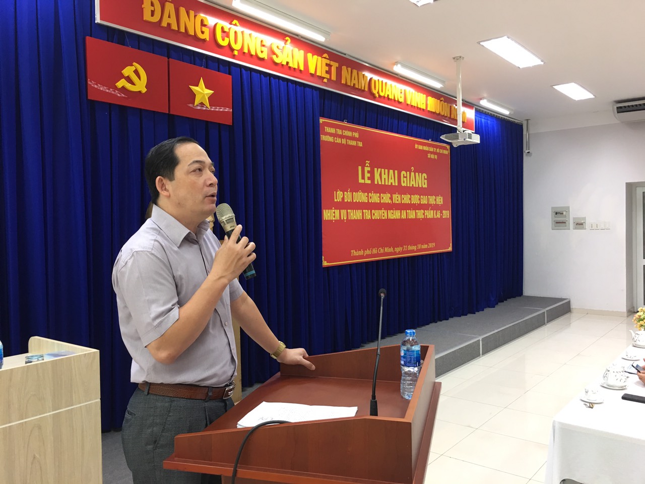 TS Nguyễn Huy Hoàng Phó HT nhà trg phát biểu tại Lễ Khai giảng