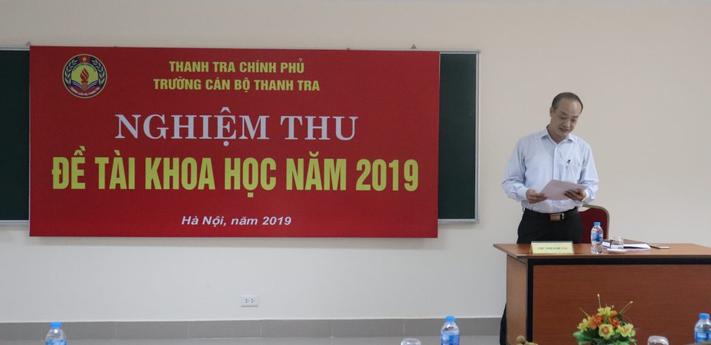 Chủ nhiệm đề tài báo cáo kết quả trước Hội đồng nghiệm thu
