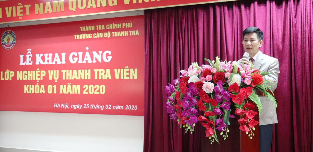 ThS Nguyễn Viết Thạch PHT Trg CBTT phát biểu khai giảng khóa học