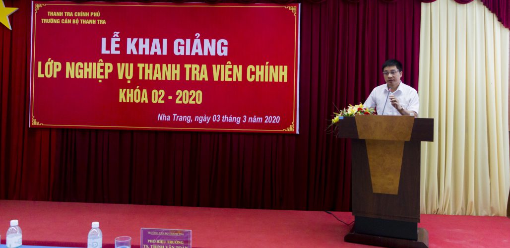 TS Trịnh Văn Toàn Phó Hiệu trưởng Nhà trường phát biểu khai giảng khóa học