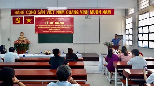 TS Trịnh Văn Toàn PHT Trường CBTT phát biểu bế giảng khóa học