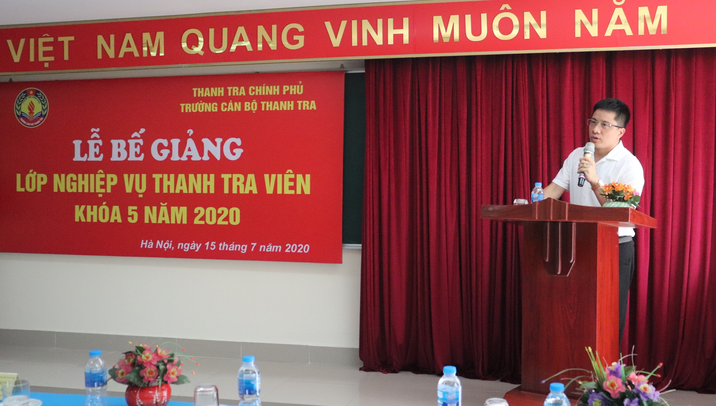 TS Trịnh văn Toàn Phó Hiệu trưởng Trg CBTT phát biểu bế giảng khóa học