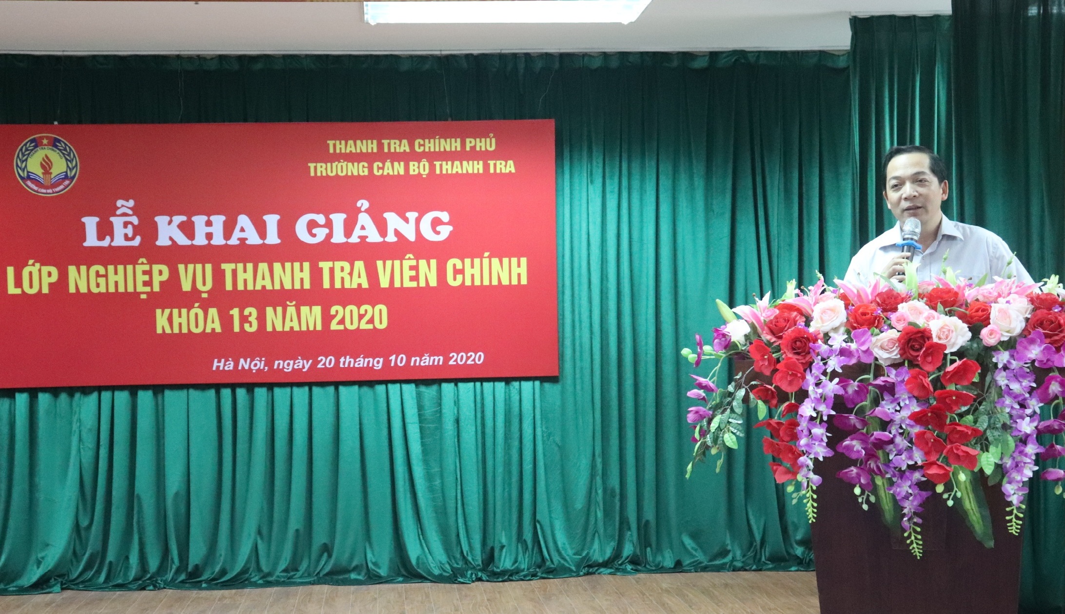 Ông Nguyễn Huy Hoàng TTVCC PHT trg CBTT phát biểu khai giảng khóa học