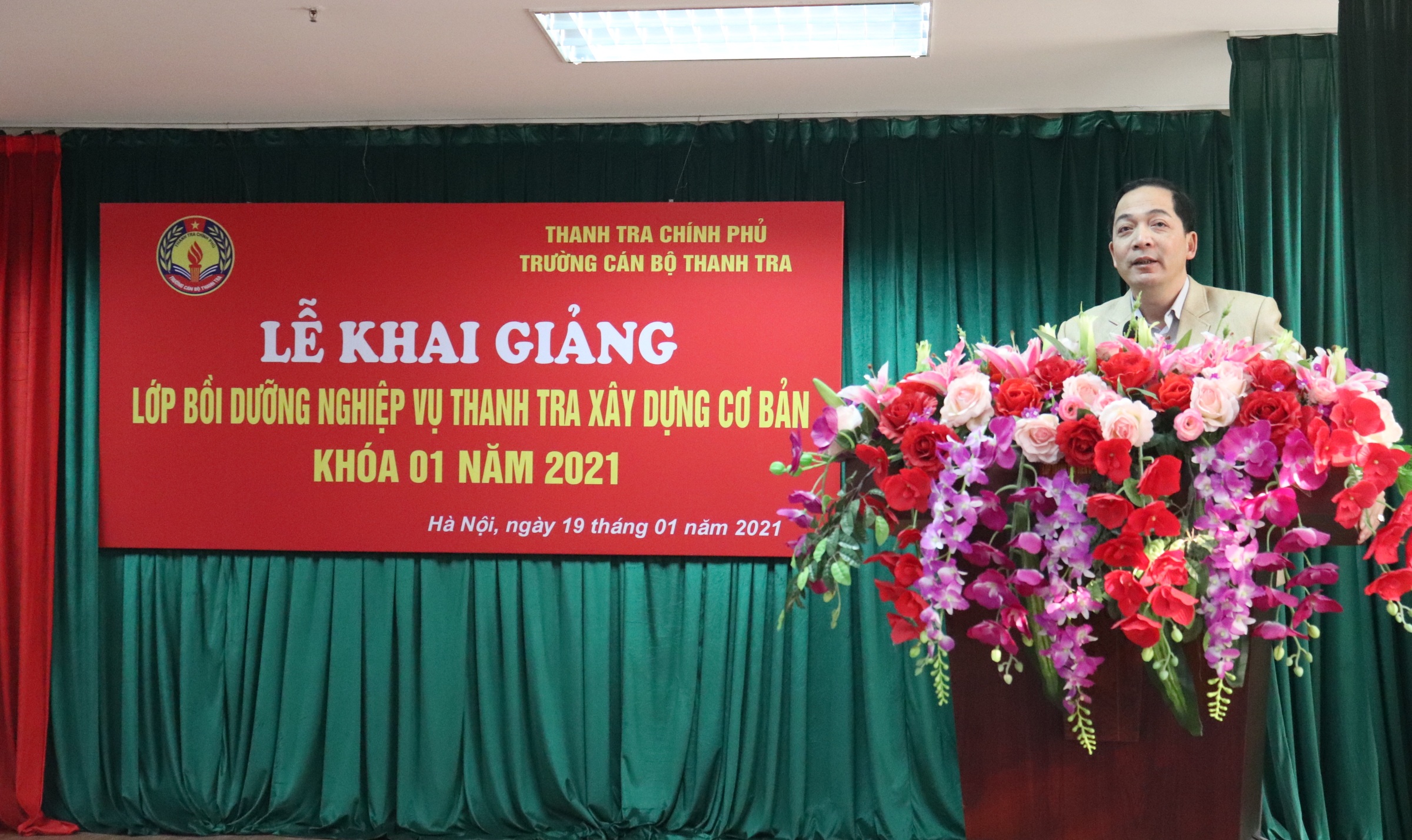 TS Nguyễn Huy Hoàng TTVCC Phó Hiệu trg Trg CBTT phát biểu khai giảng khóa học