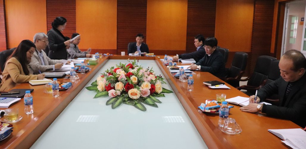 Thư ký Hội động nghiệm thu đọc QĐ nghiệm thu