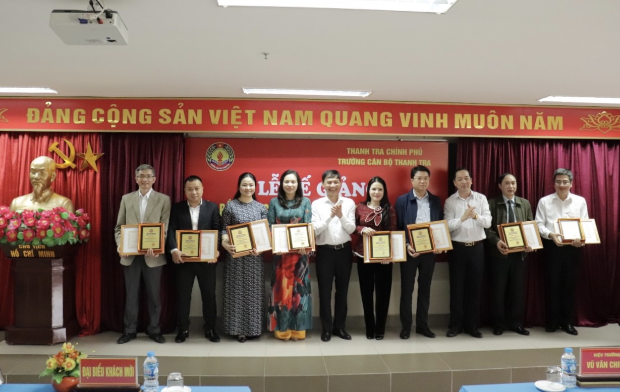 Bế giảng khoá bồi dưỡng nghiệp vụ thanh tra viên cao cấp năm 2023