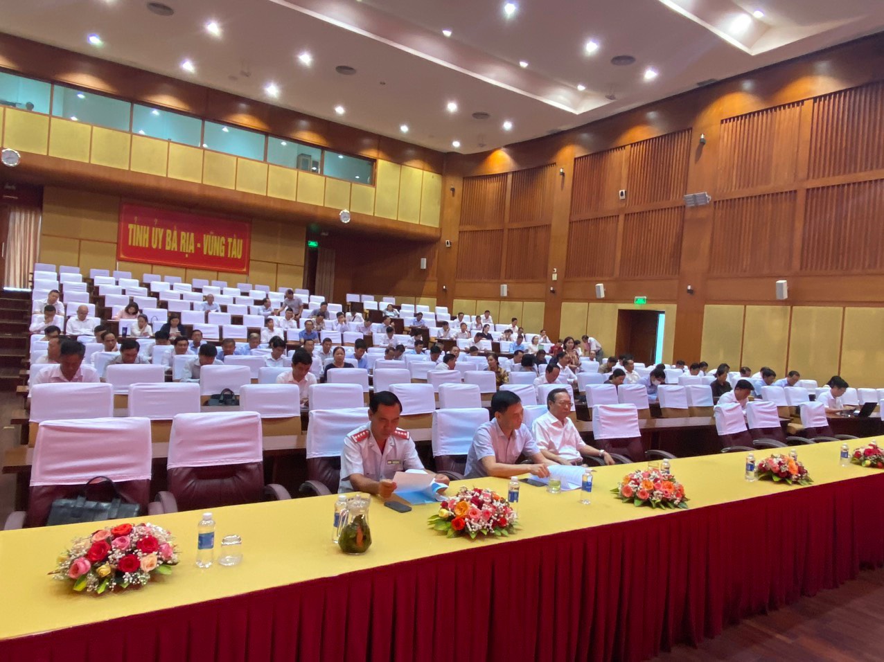 Gần 200 học viên tham dự lớp Bồi dưỡng cập nhật kiến thức về công tác tiếp công dân, xử lý đơn thư và giải quyết khiếu nại, tố cáo tại tỉnh Bà Rịa – Vũng Tàu