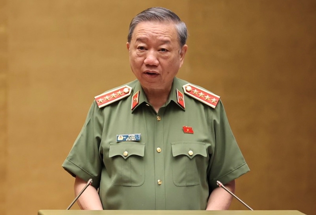 Bộ trưởng Tô Lâm trình đề nghị thống nhất 3 lực lượng tham gia bảo vệ an ninh, trật tự ở cơ sở