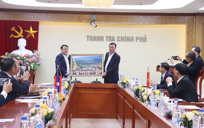 Tổng Thanh tra Chính phủ tiếp xã giao Đoàn cán bộ Thanh tra Nhà nước Lào