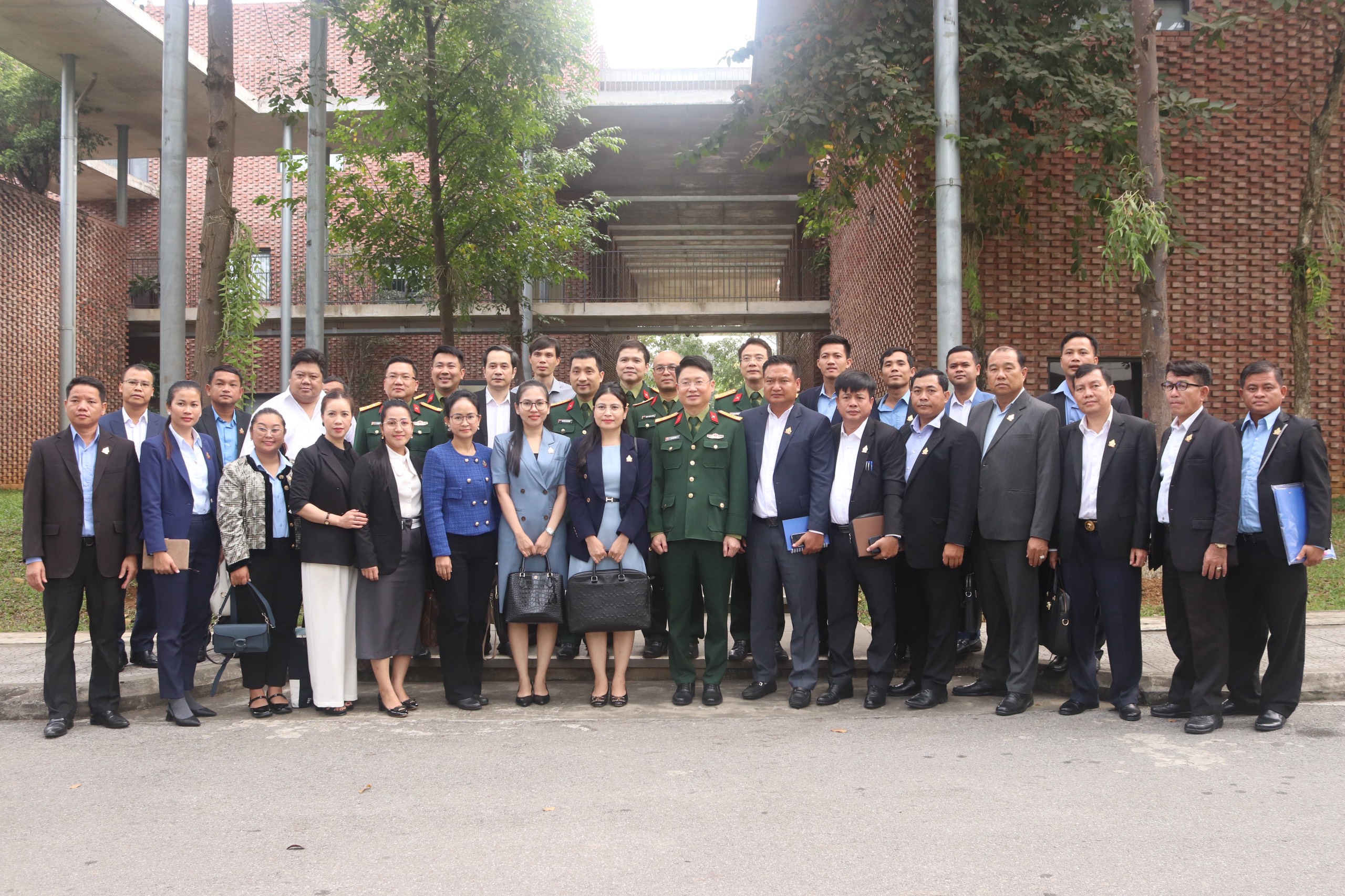 Đoàn cán bộ Thanh tra Campuchia thăm và nghiên cứu thực tiễn Tập đoàn Công nghiệp – Viễn thông Quân đội