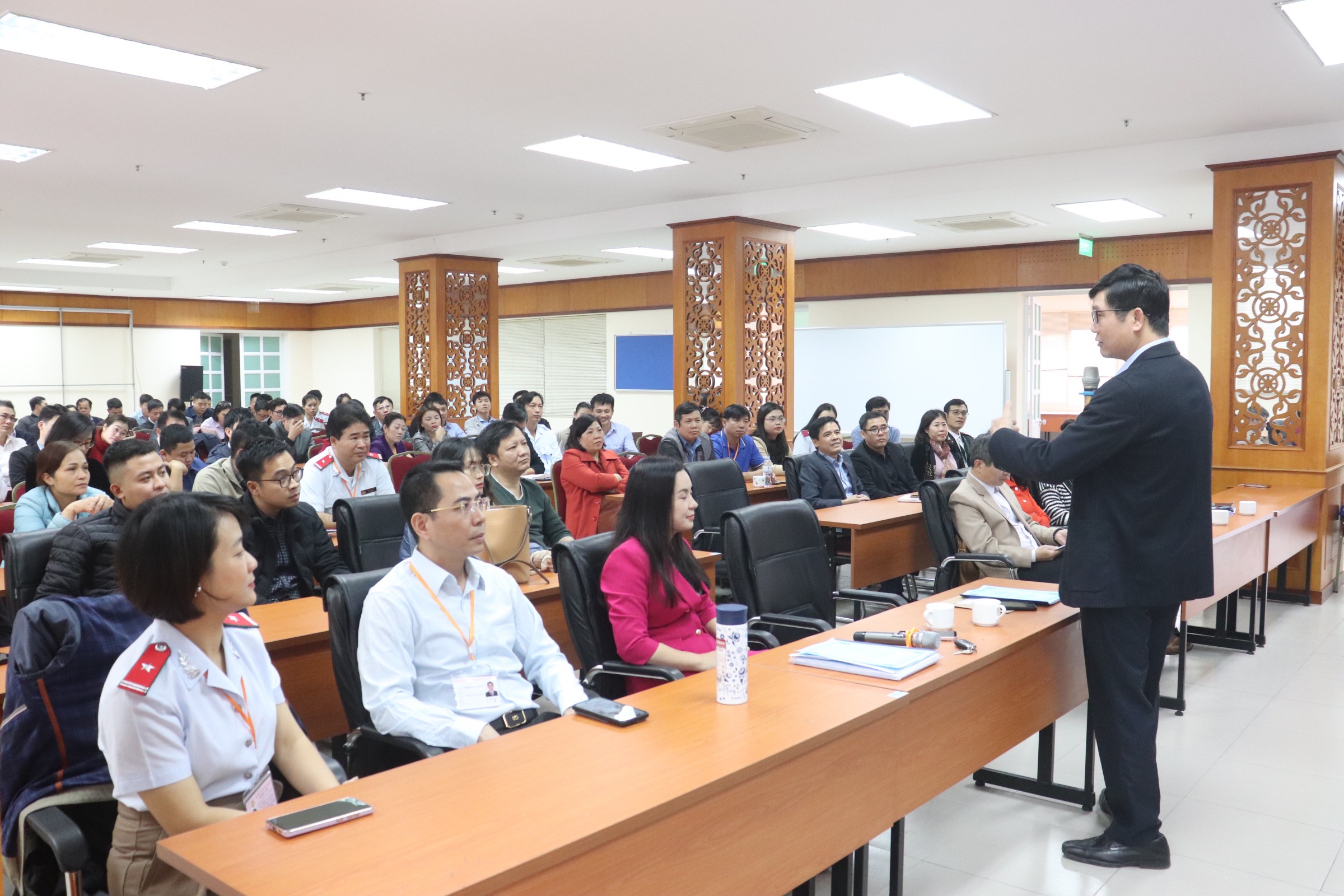 Xây dựng tình huống giả định gắn liền kiến thức lý luận với thực tiễn của lớp Thanh tra viên K20/2023