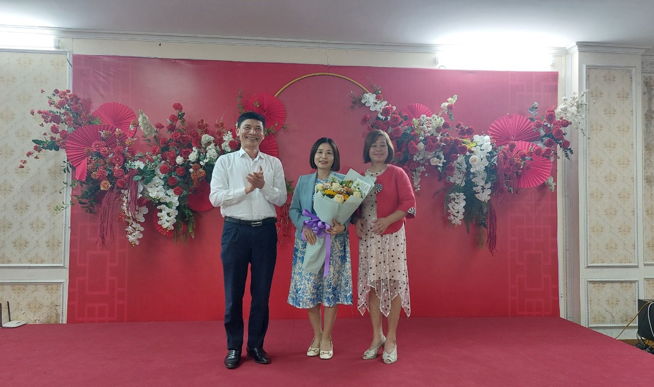Trường Cán bộ Thanh tra chúc mừng Ngày Quốc tế phụ nữ 8-3