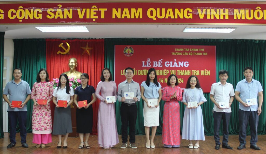 Trường Cán bộ Thanh tra tổ chức Lễ Bế giảng lớp Bồi dưỡng nghiệp vụ Thanh tra viên Khóa 14 năm 2024