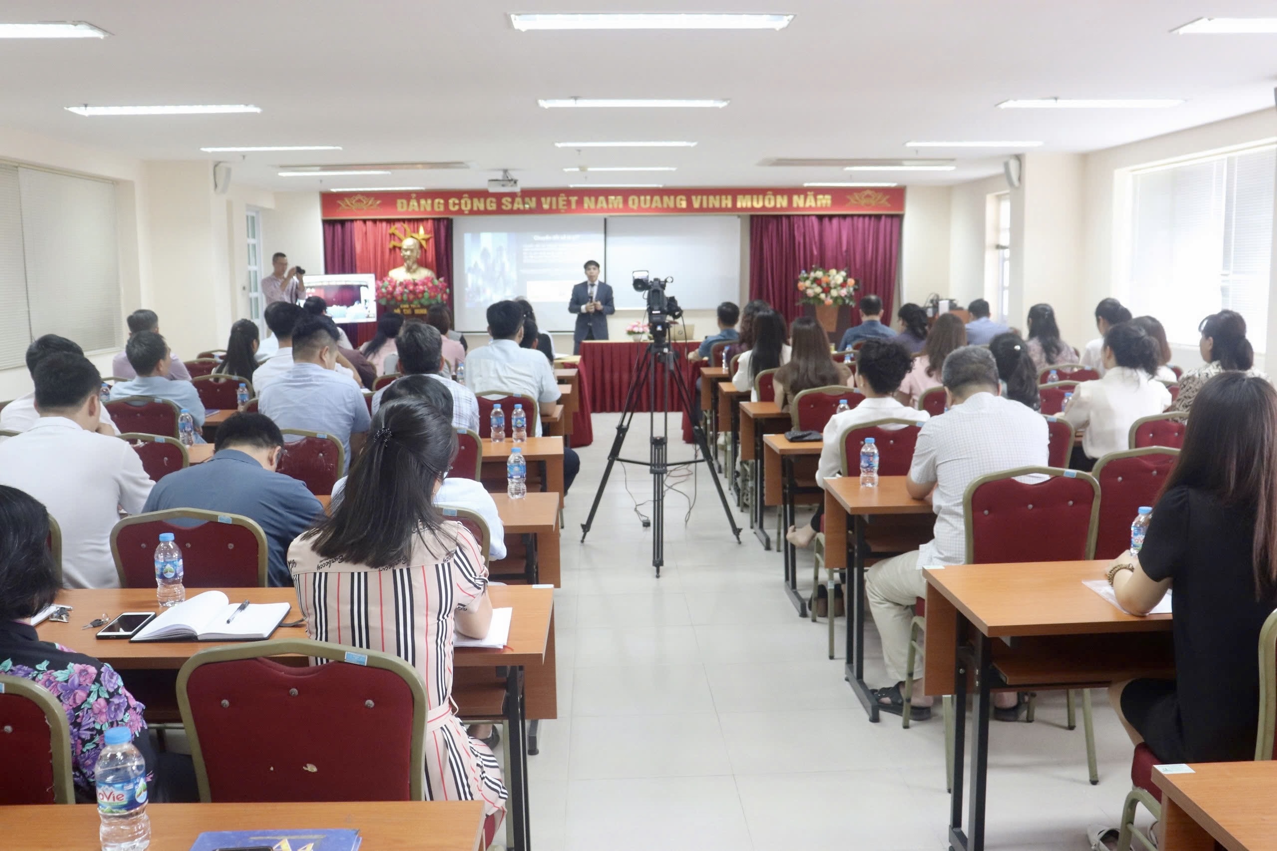 Xu hướng chuyển đổi số, ứng dụng AI cho Trường Cán bộ Thanh tra