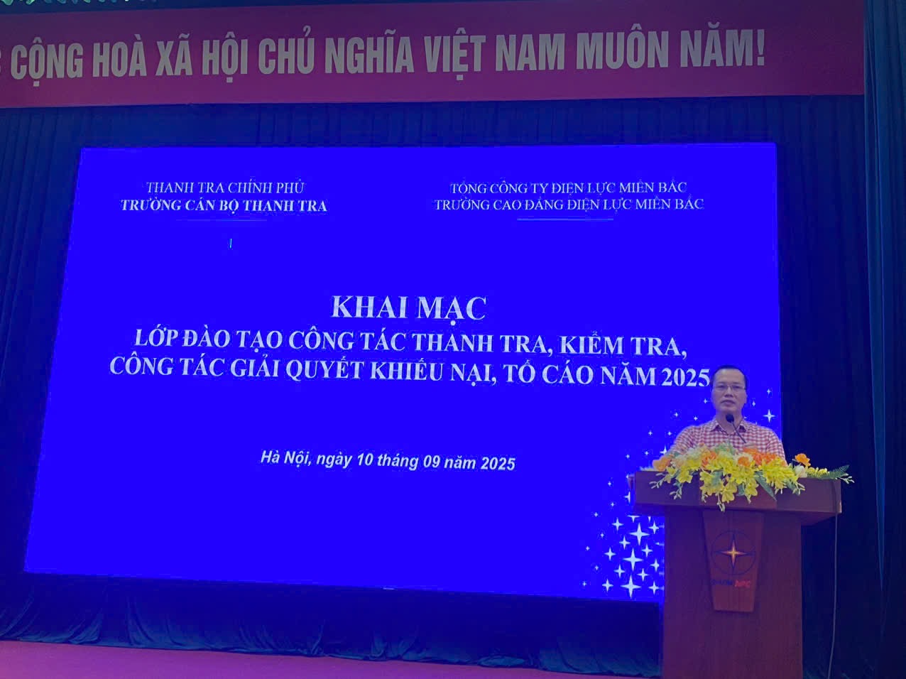 Khai giảng lớp Bồi dưỡng công tác thanh tra, kiểm tra, giải quyết khiếu nại, tố cáo tại Tổng Công ty Điện lực Miền Bắc