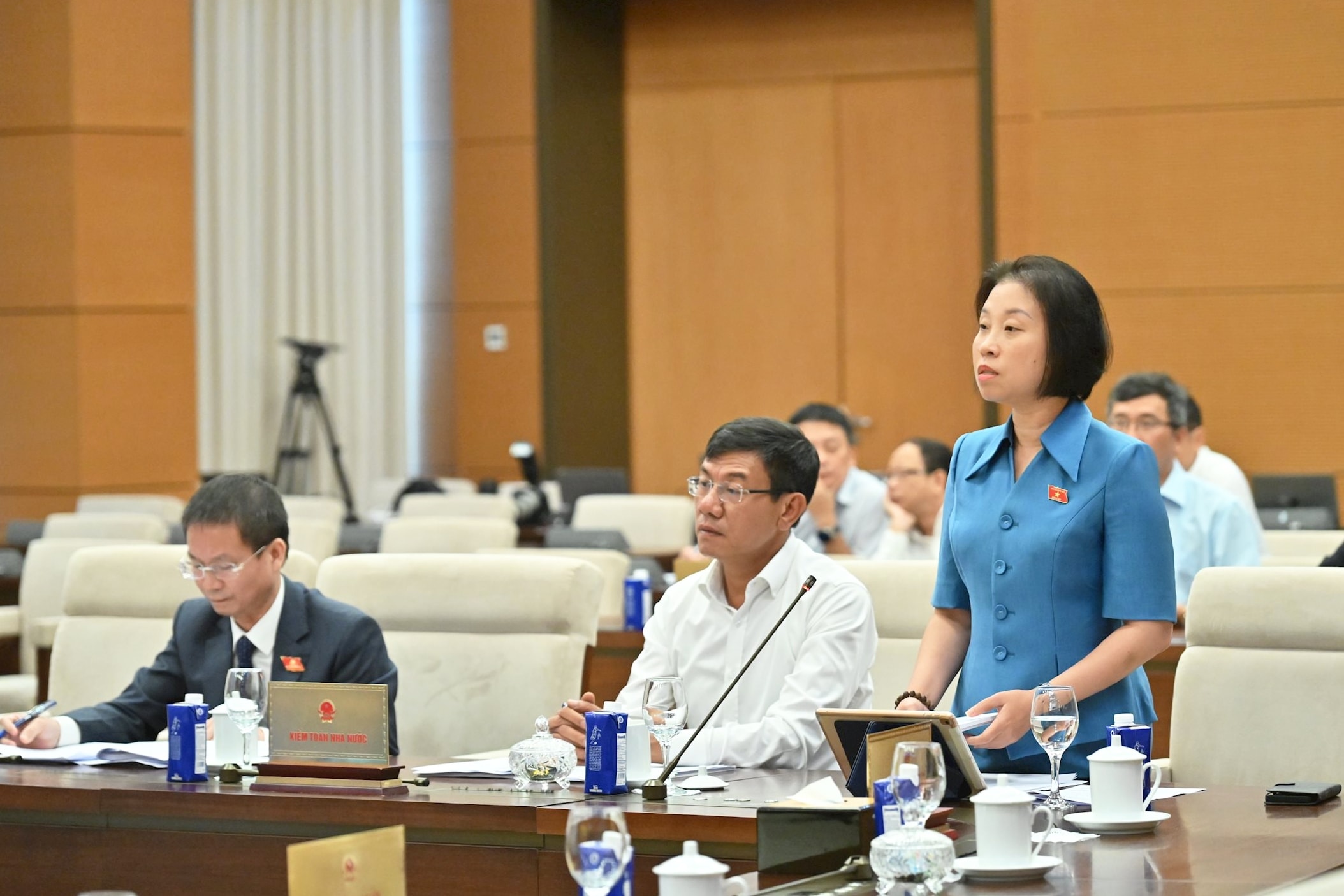 Dự thảo Luật sửa đổi, bổ sung một số điều của Luật Tiếp công dân, Luật Khiếu nại, Luật Tố cáo: Chủ tịch UBND tỉnh, xã không được ủy quyền tiếp công dân