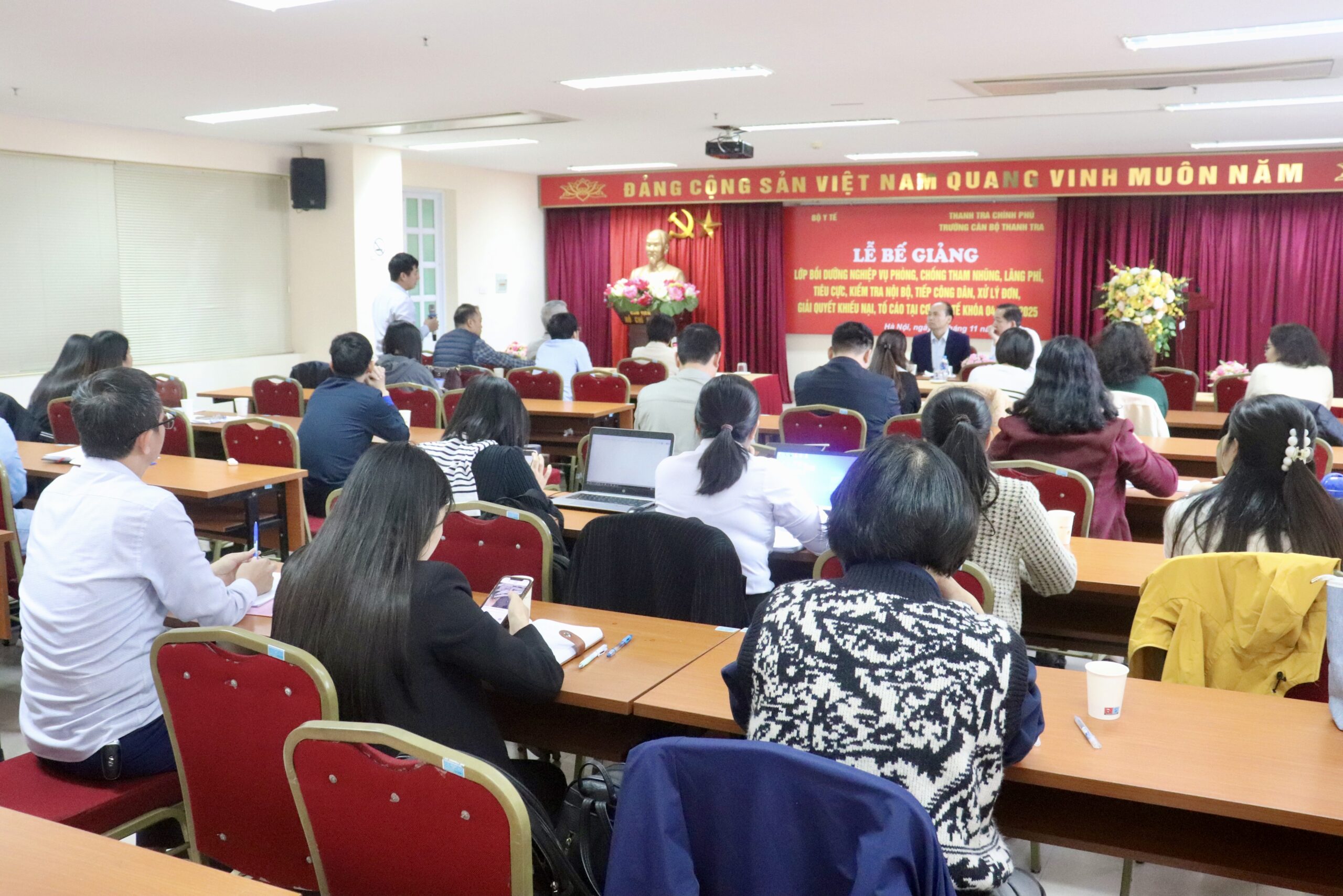 Tăng cường năng lực bảo đảm liêm chính ngành Y